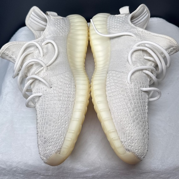 Adidas Yeezy Boost 350 V2 “Bone” Men’s 11.5 – Preowned - Picture 3 of 11